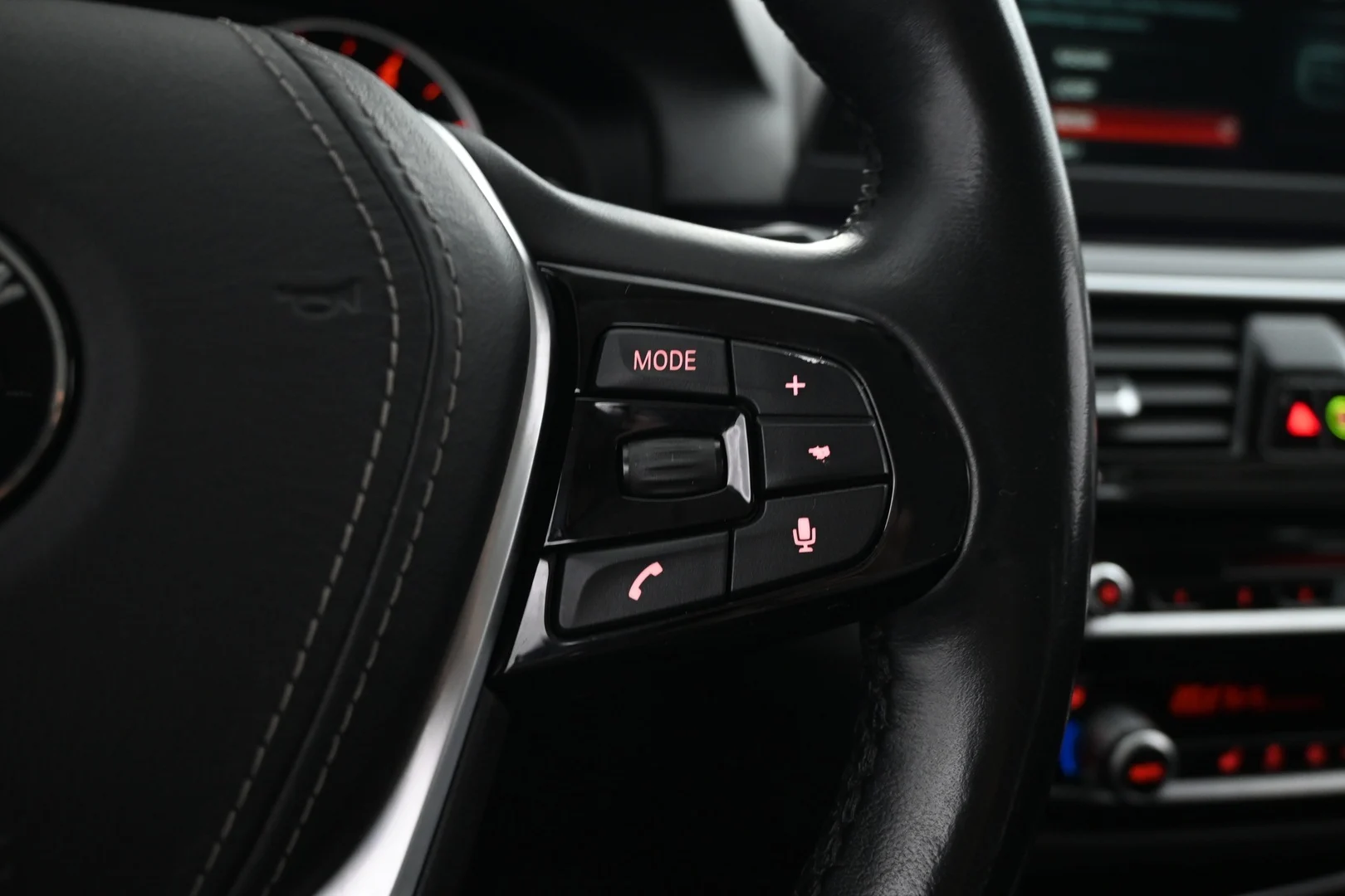Car Image - 21Xn4AXW7HGPXaDPX2cvm4