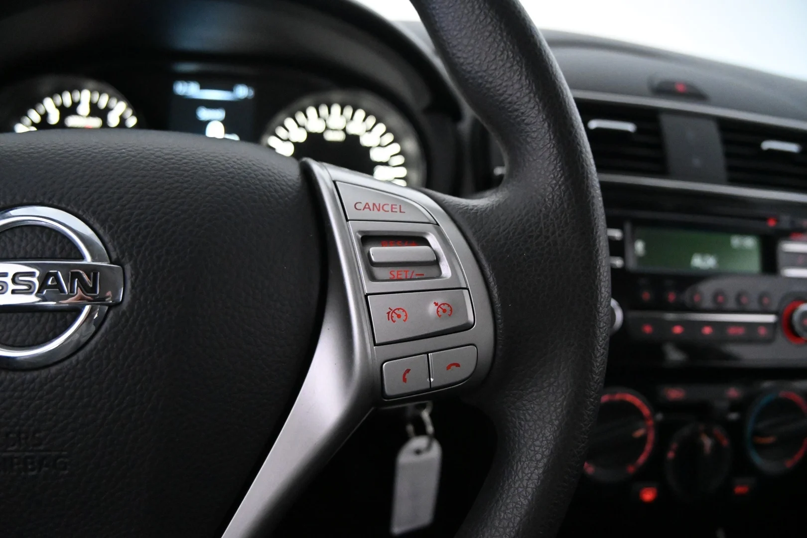 Car Image - 6AglstaZmF4Lu5EHItmBz8