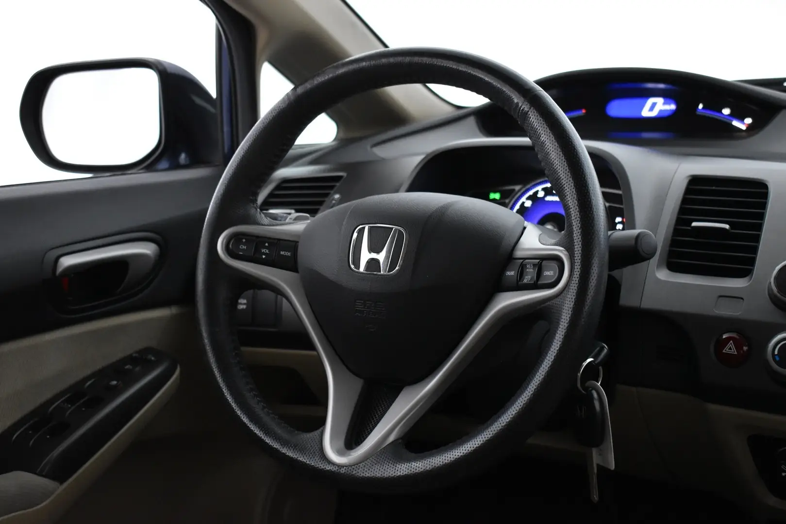 Car Image - 22hh8Q09aBfeuxuOMq2R0L