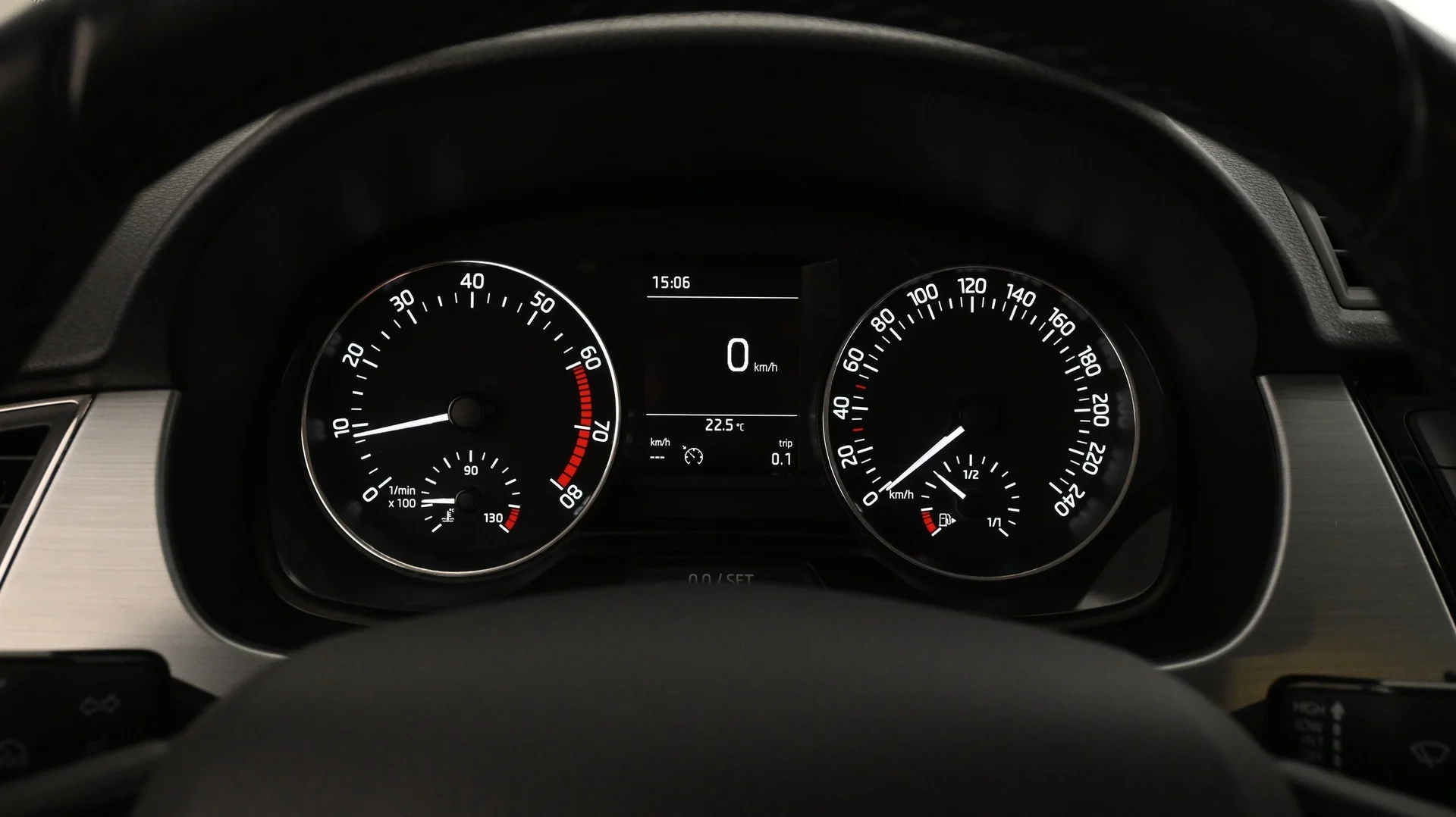 Car Image - 3t0vU4M1kBhniKABHfkFoh