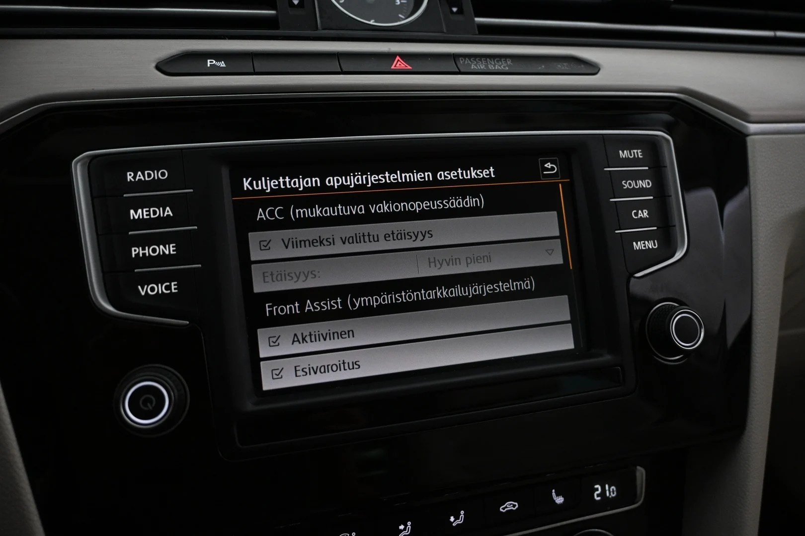 Car Image - 7J9n4imznP2DdrWFw6WHXE