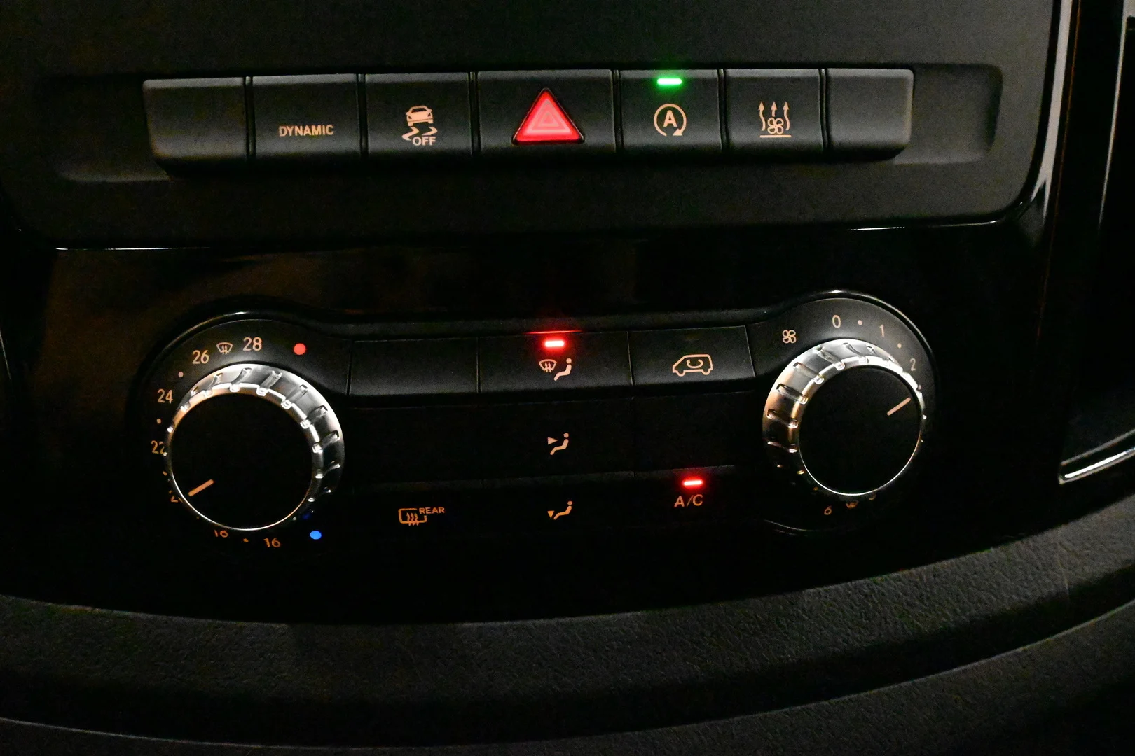 Car Image - 6e12SwmDnWu769yUGCYequ