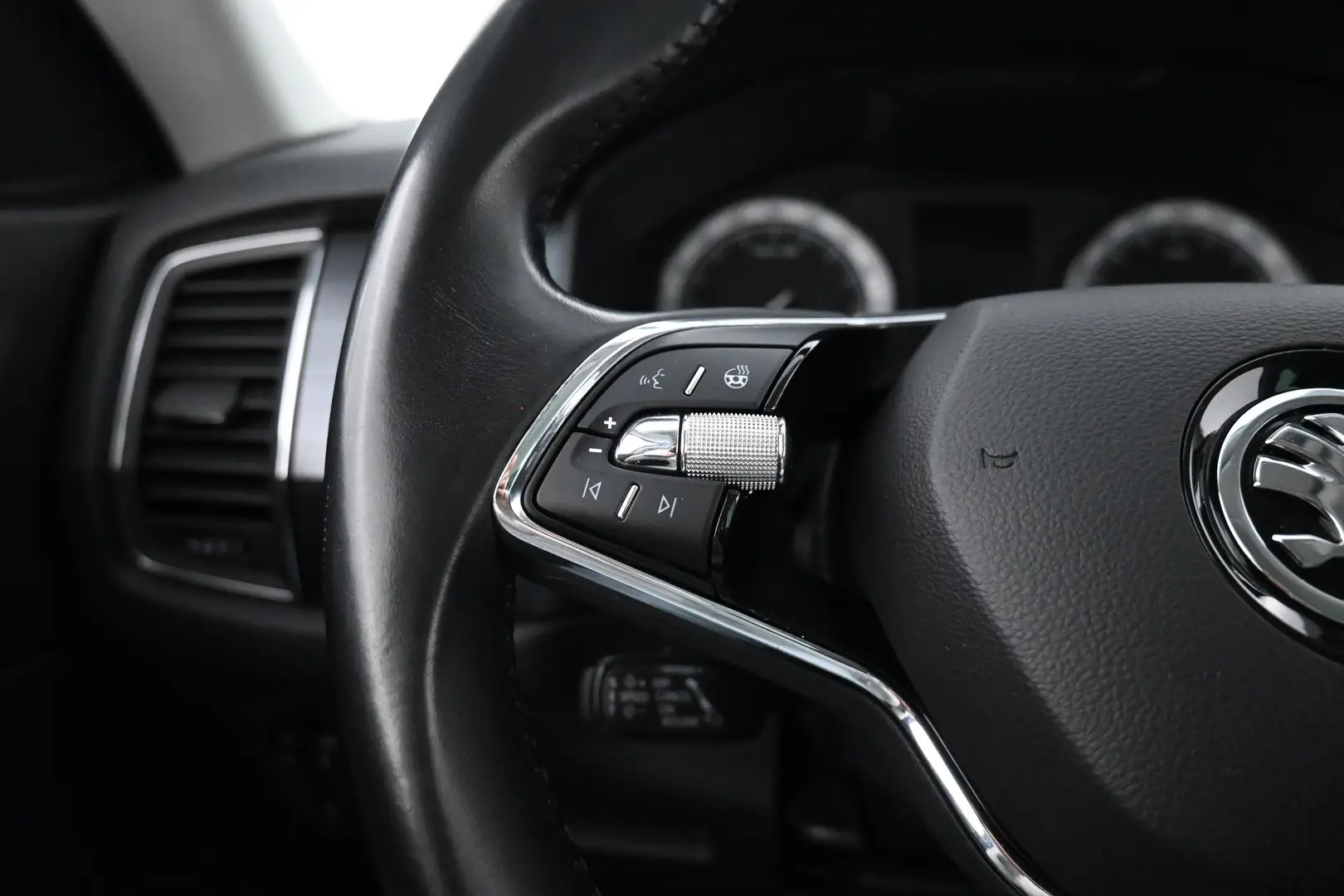 Car Image - joTZbZQaALyiWr3nyQrGC