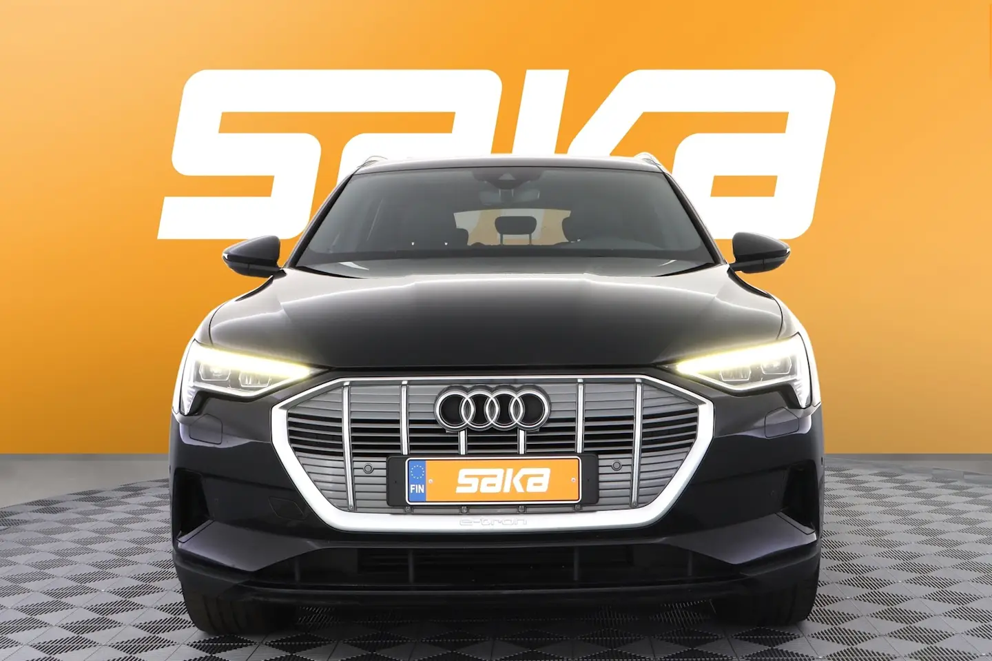 Car Image - 6wRYKQ3FzQ955qGfq9gszX