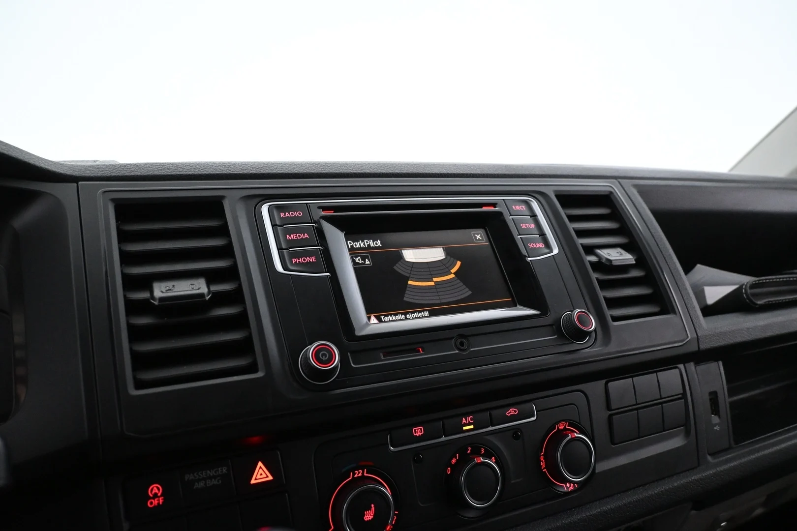 Car Image - 6ujXGNedO60OZsMQMhpd9P