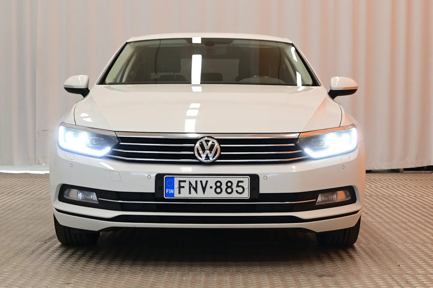 Car Image - 1WRe81Snju16JBDx9x4H1F