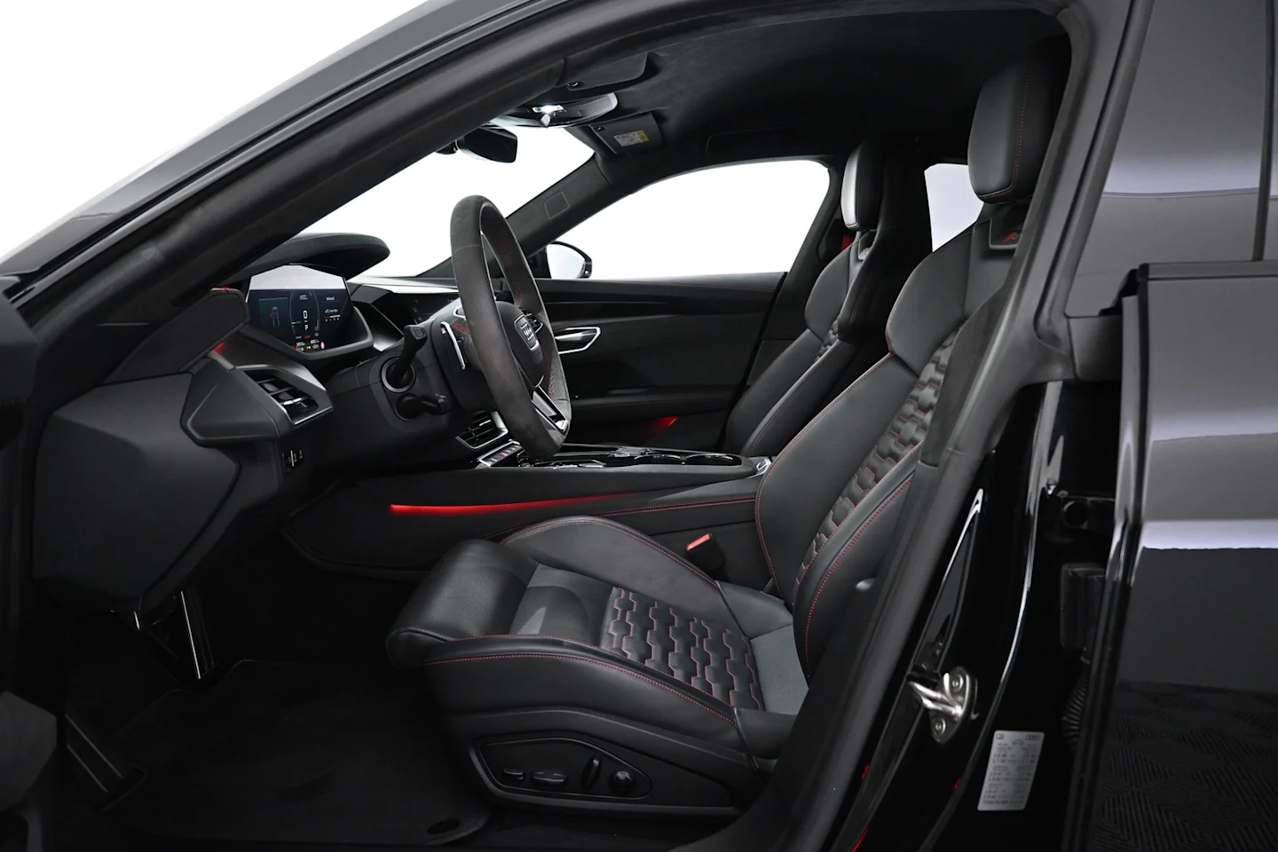 Car Image - vMeJ1yA2cWj3LTRYmD4cF