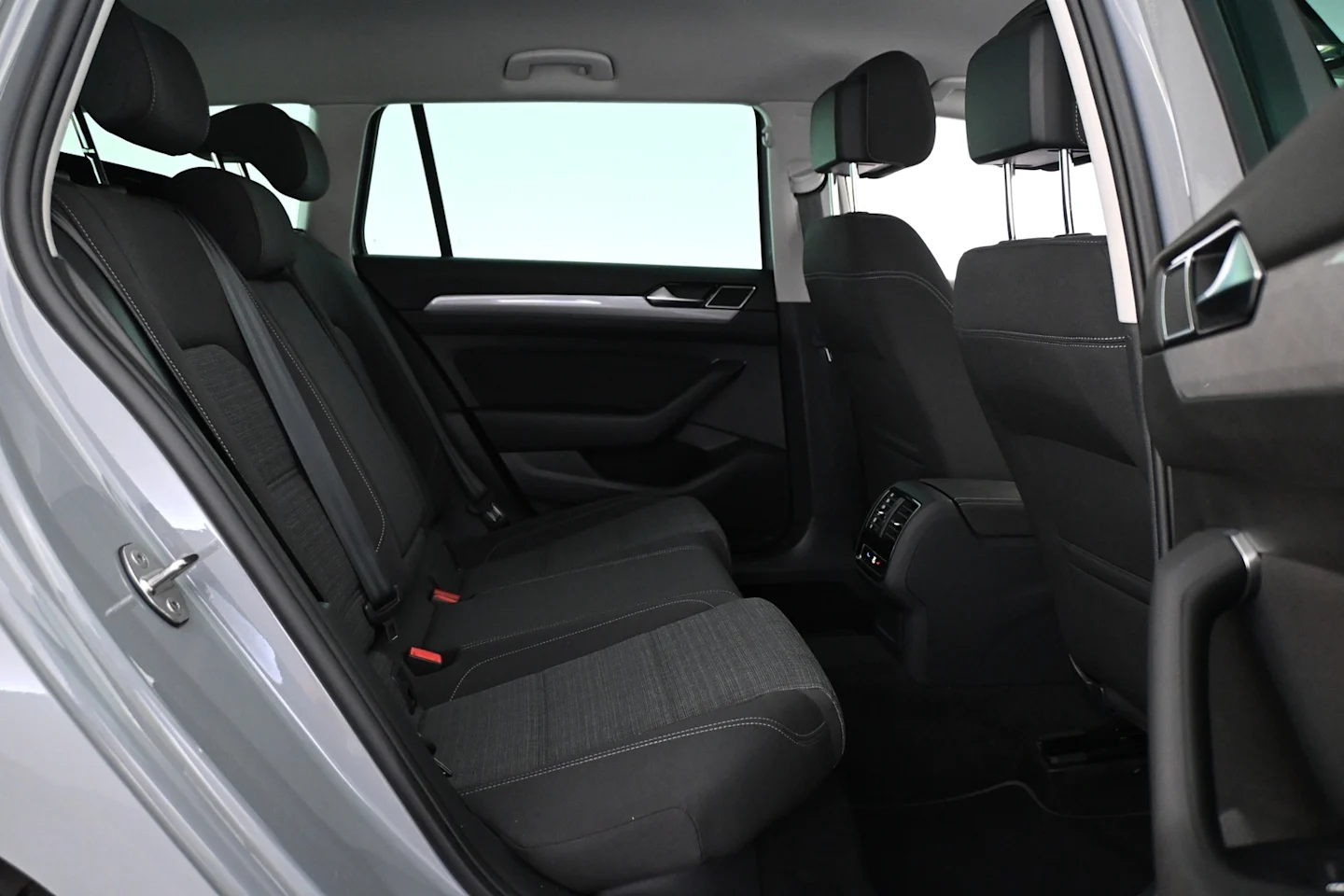 Car Image - 6u1r3AoxHiDXqxMUm8c8kT
