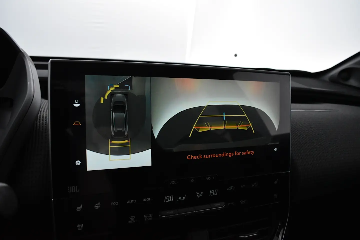 Car Image - 39J1SLYLeAf1WLSjpZKFYD