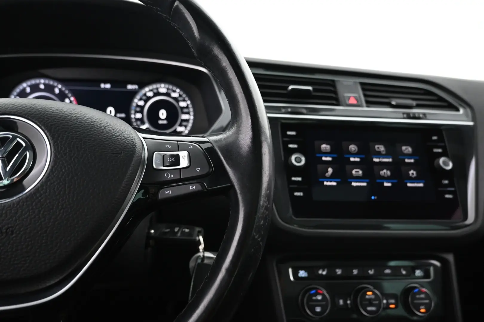 Car Image - 7sNFfPPvEw5ehHgVNhtqXg