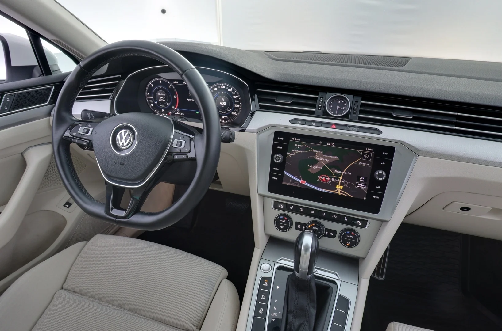 Car Image - 3wsH1015doqf0T1yXpbWpL
