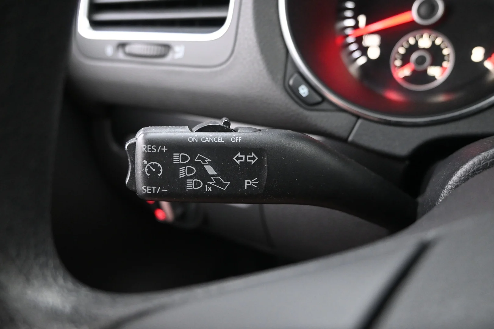 Car Image - mURkkdeqWaHP2vBiMcnSJ