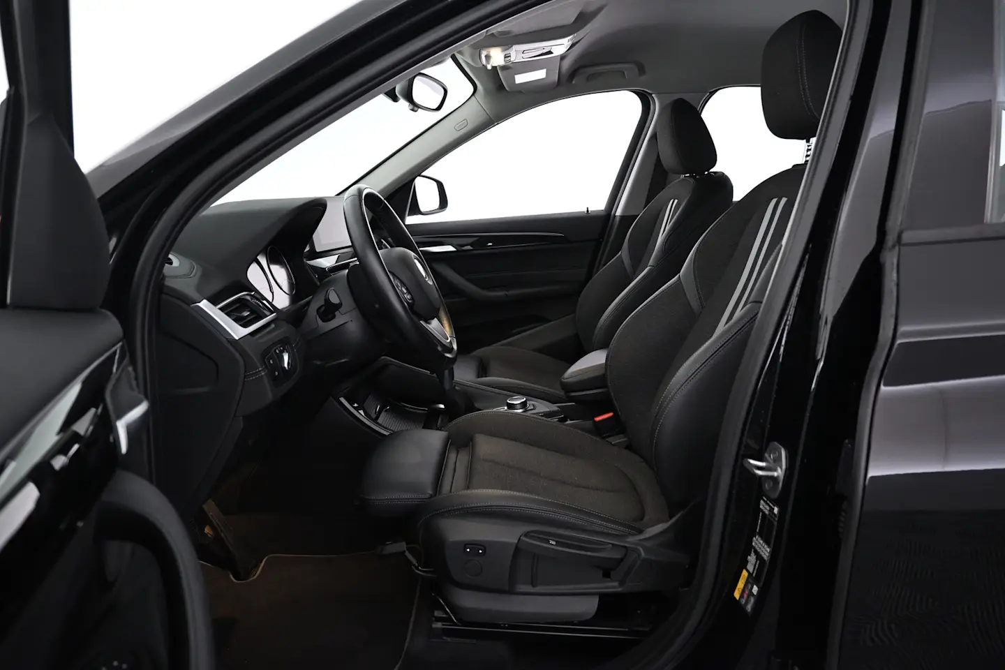 Car Image - 1lYRKj0qZHEyfx8tfGEqtd