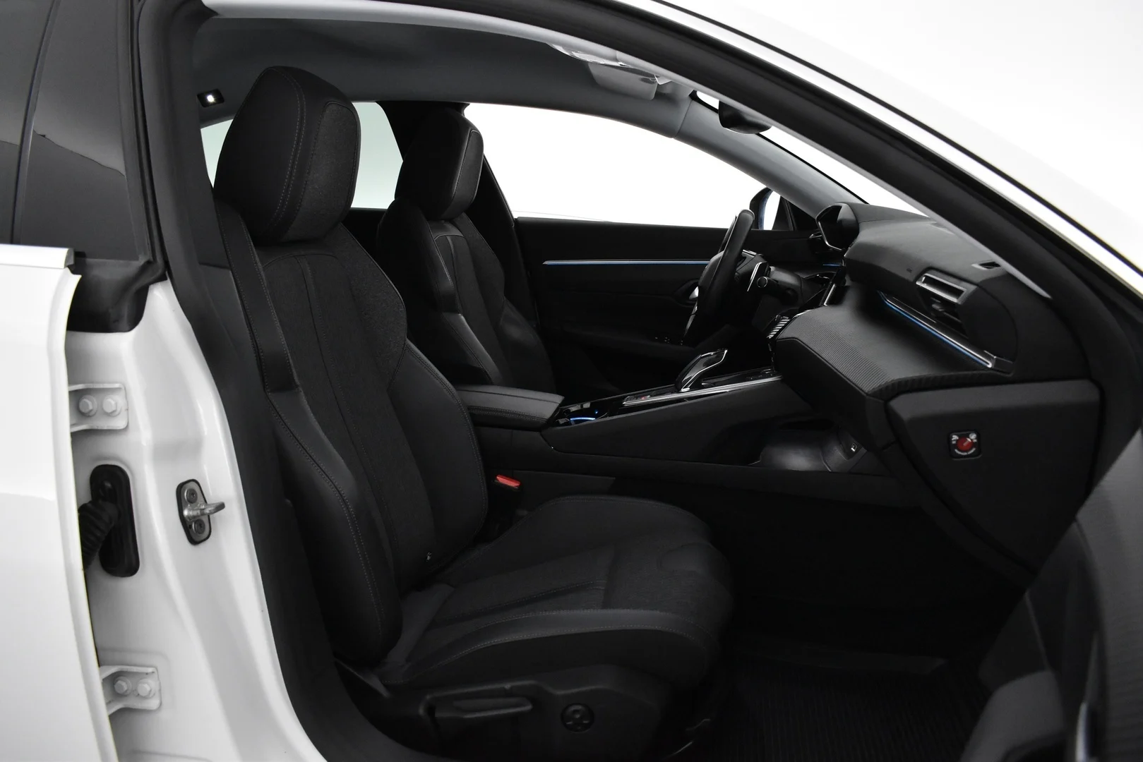 Car Image - ut5fq1Z5hH4C8EnIFZ6qM