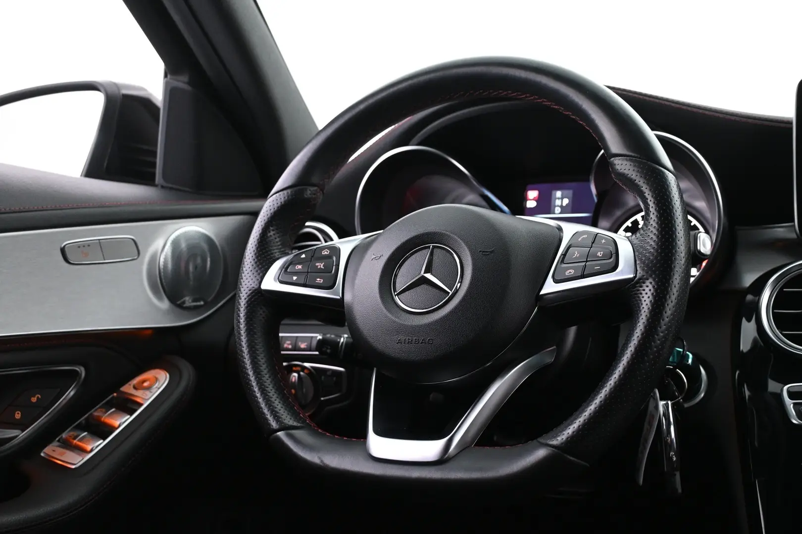 Car Image - ghV4Pdp4vPHql7ponLNp7