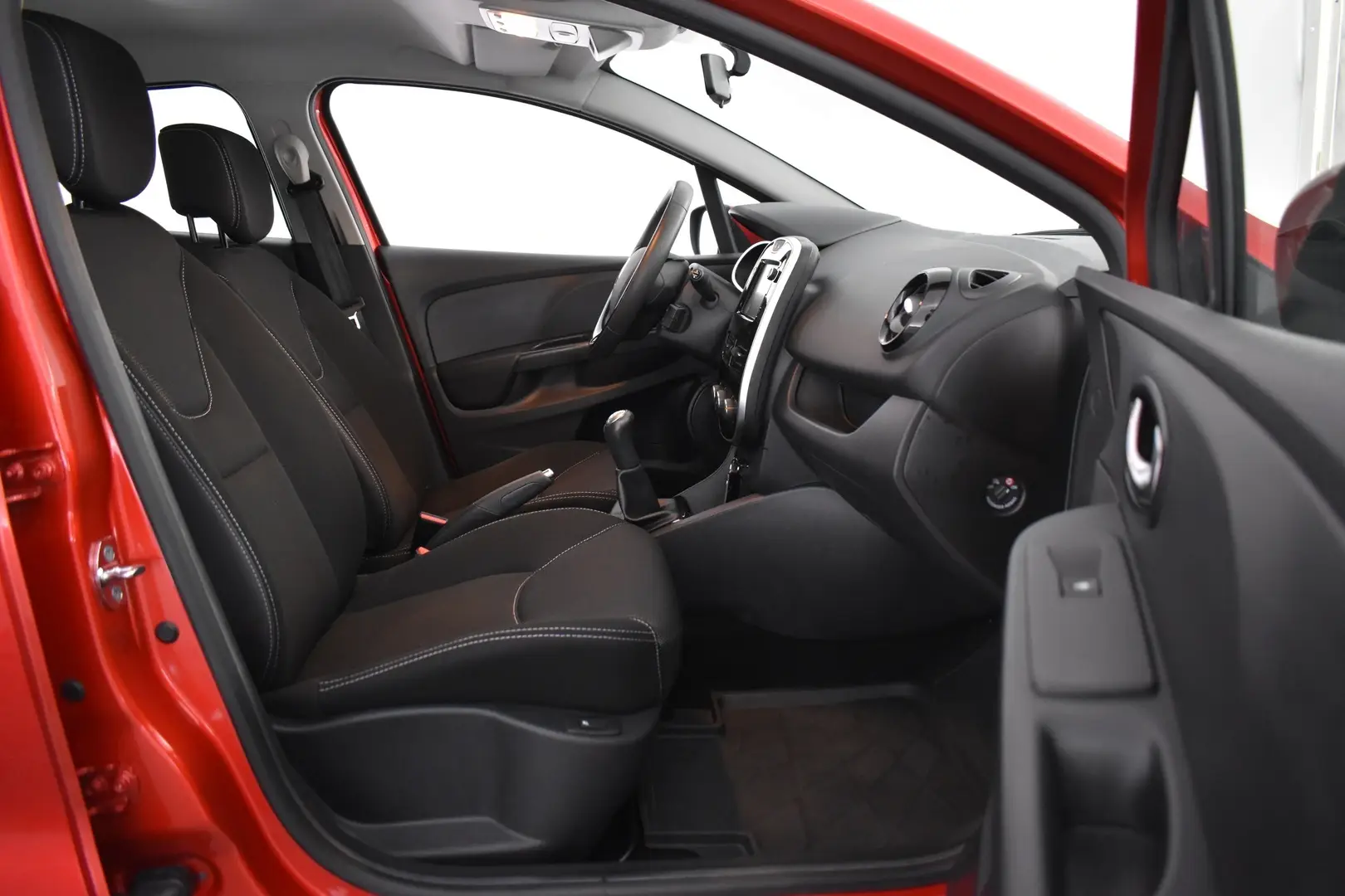 Car Image - 8wXdKp4mh7c3KjViaOBGV