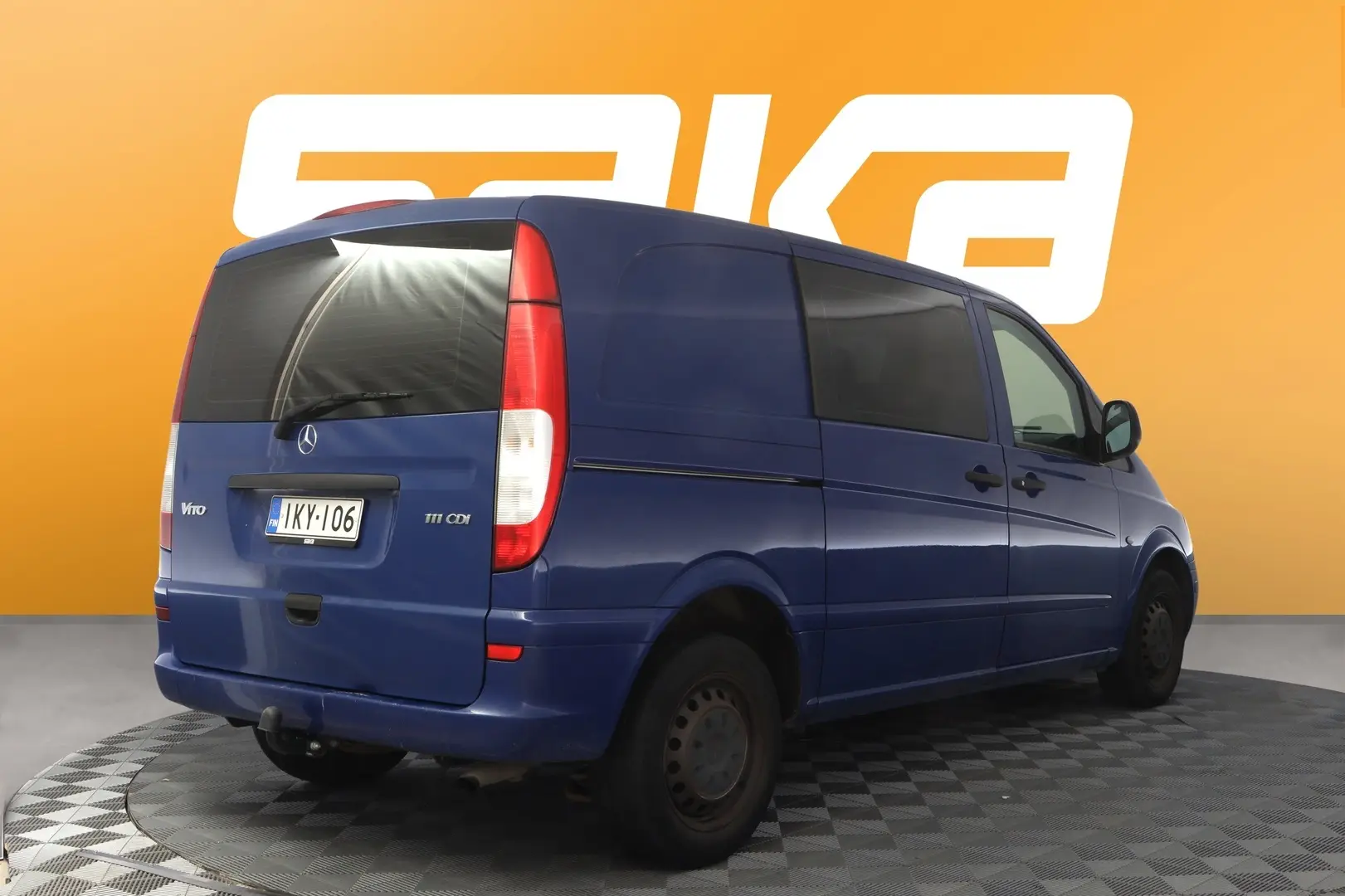 Car Image - 44jinDAnUq29G13WihxVD8