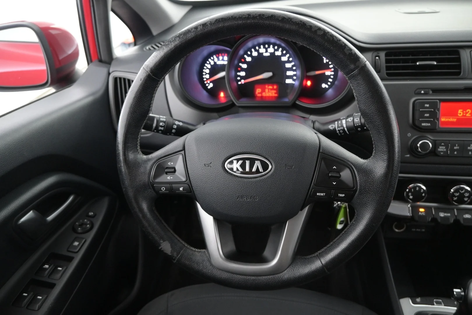 Car Image - 35g0GMF6aOTTnB8GZJlOus
