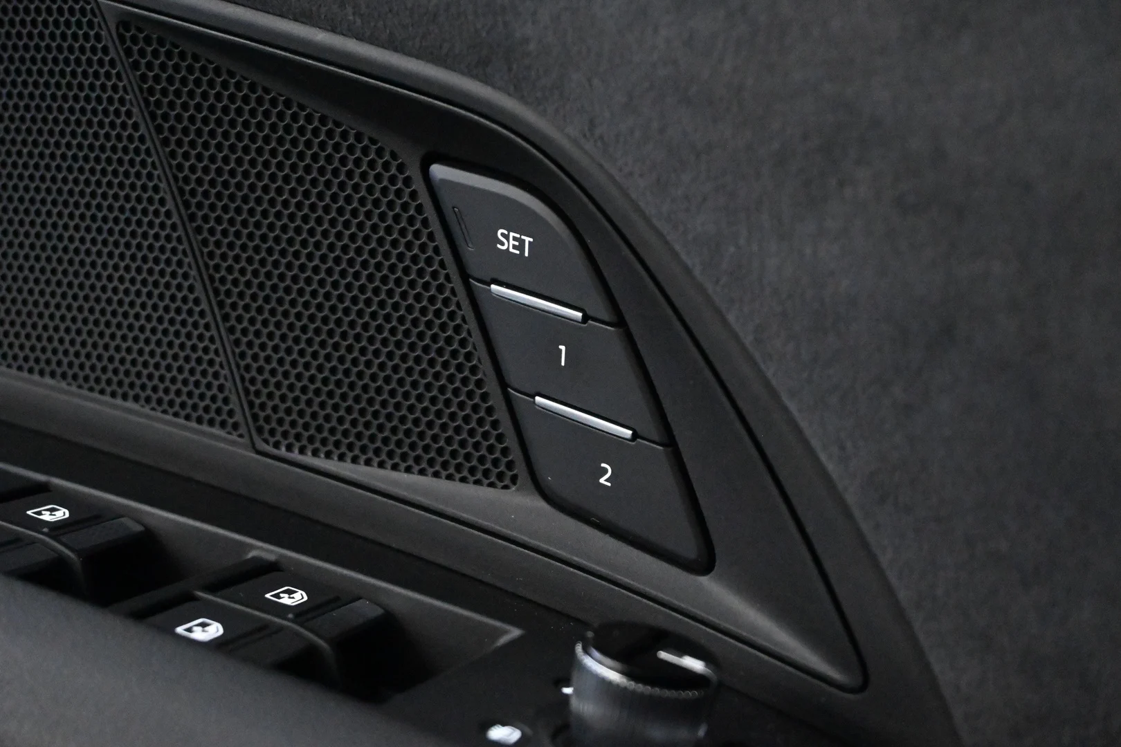 Car Image - 7btMBjPlvkDXS2skWg8tVs