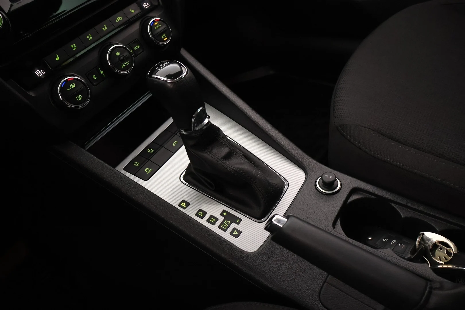 Car Image - 2ThjokNC6LsnFWYYKs5Lrg