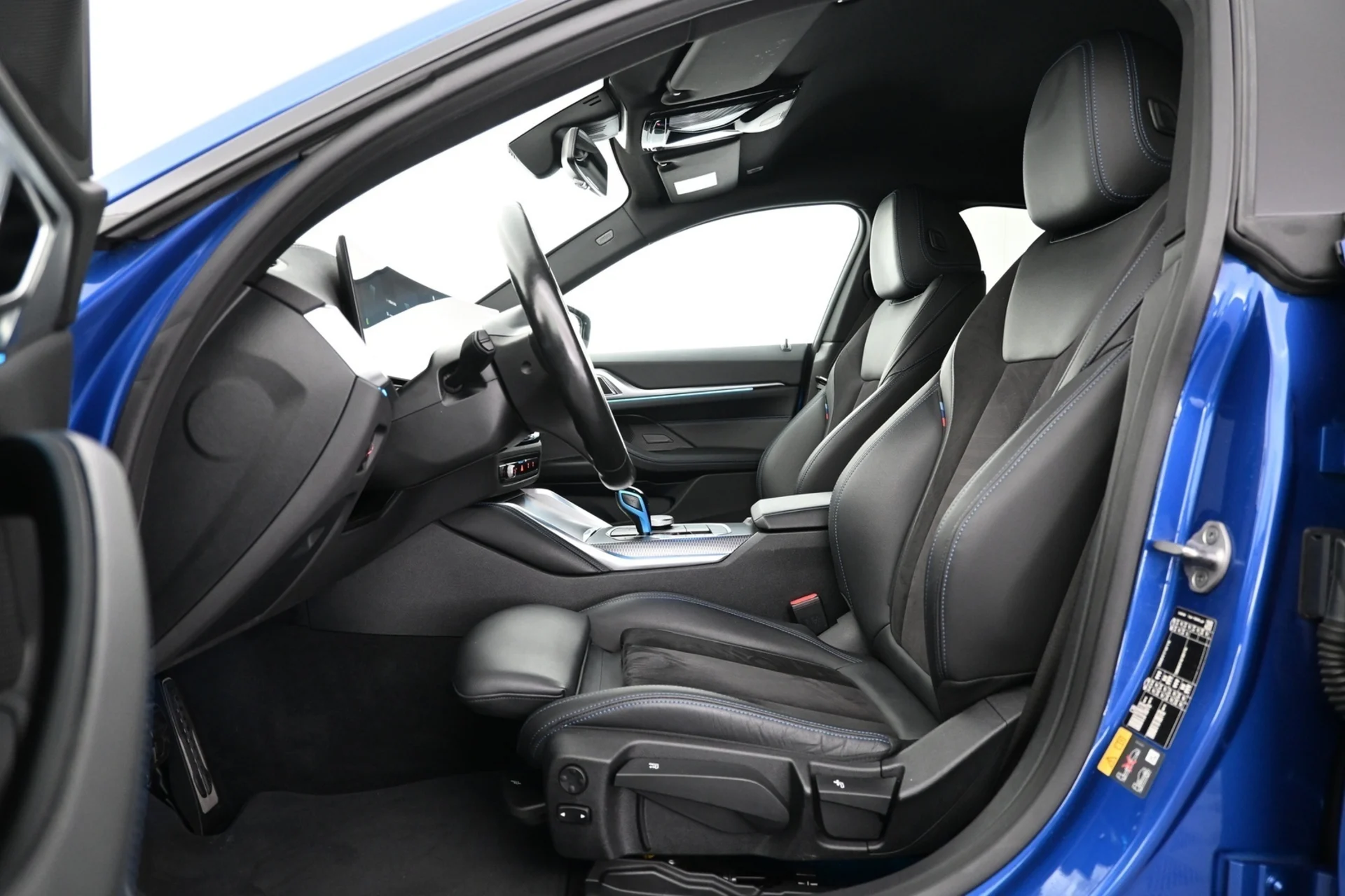 Car Image - 7MjgwRfEg6e75X4lKoNqaK