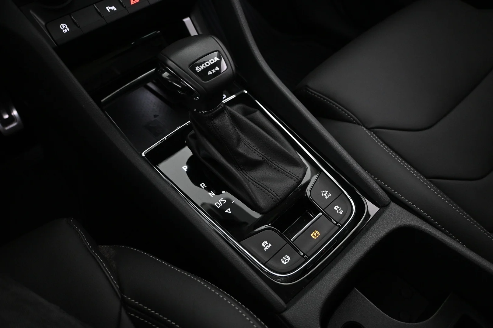 Car Image - 29jUntYrl4SSzJnAc4rmpJ