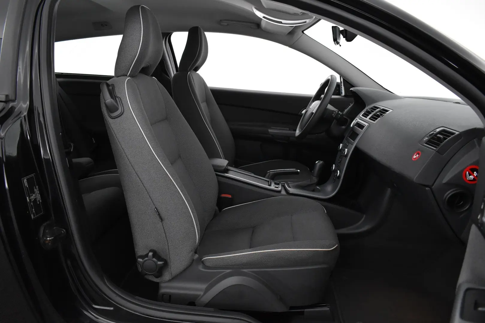 Car Image - 79ZMYmhG95RdWJI2LNxfYX