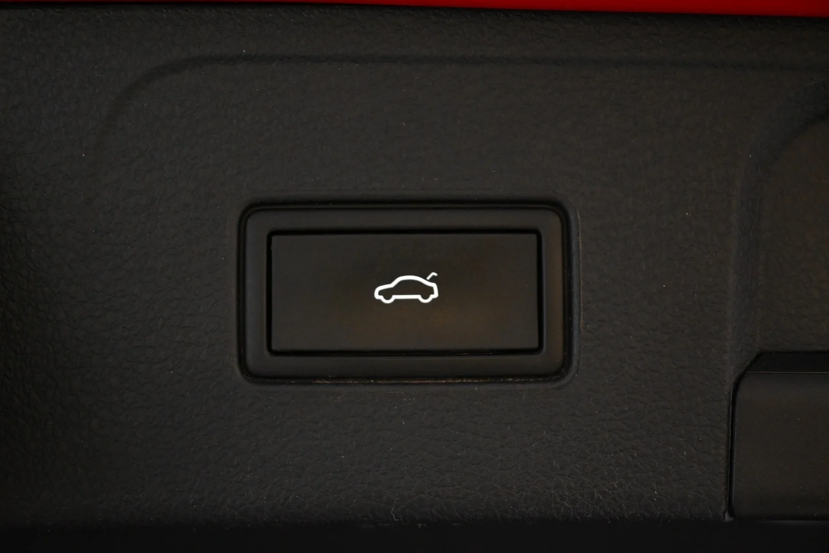 Car Image - 4hFCgmGpJ2AMhU88ymQ69w