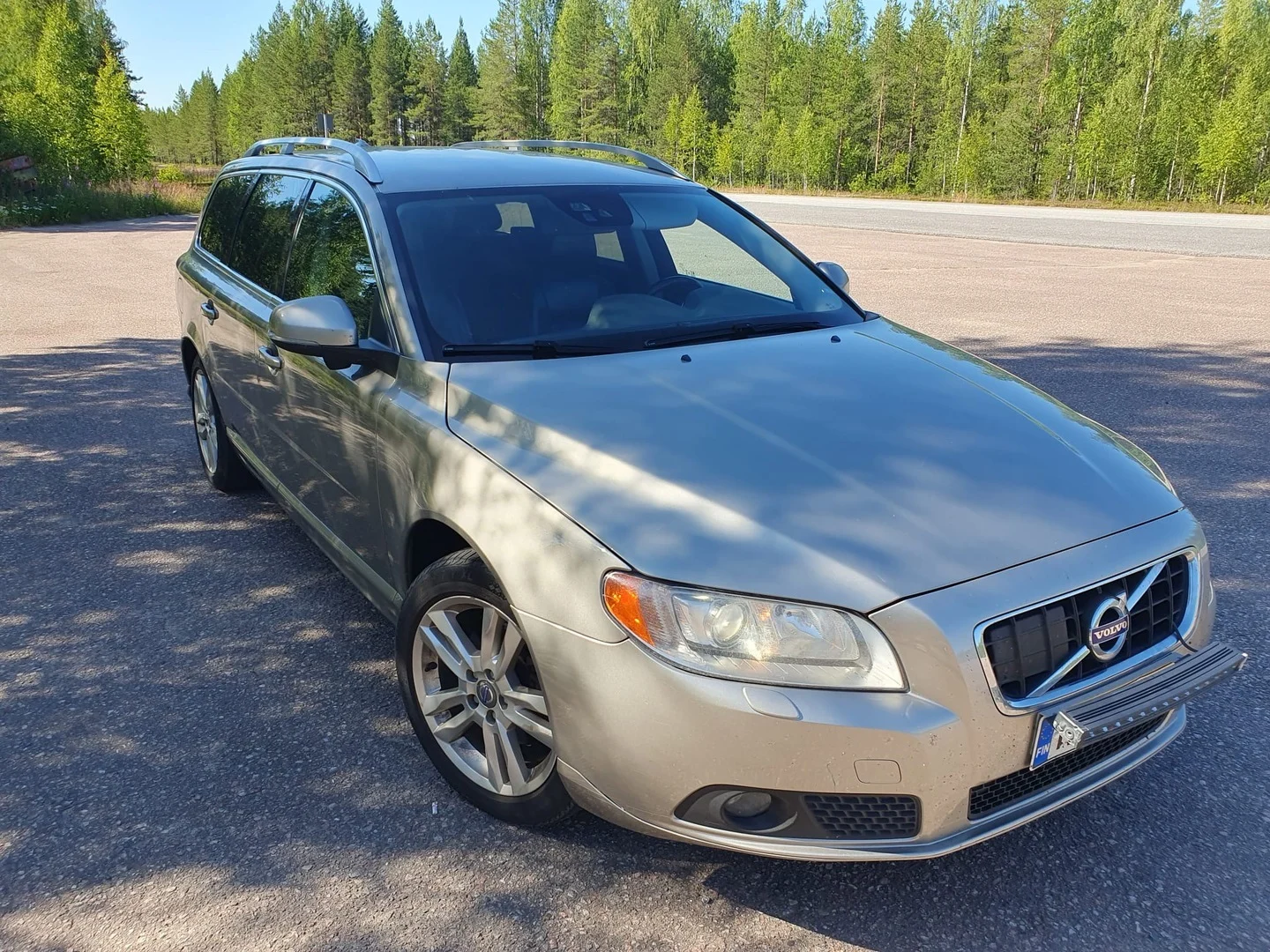 Car Image - 5R1xvDqNcLpxQ9Qka1cVHn