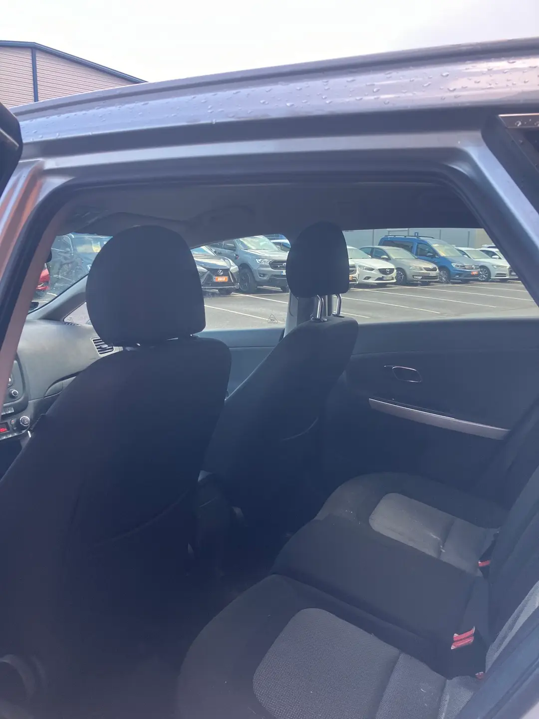 Car Image - N6EtLPUhw4DhRCRuXdISM