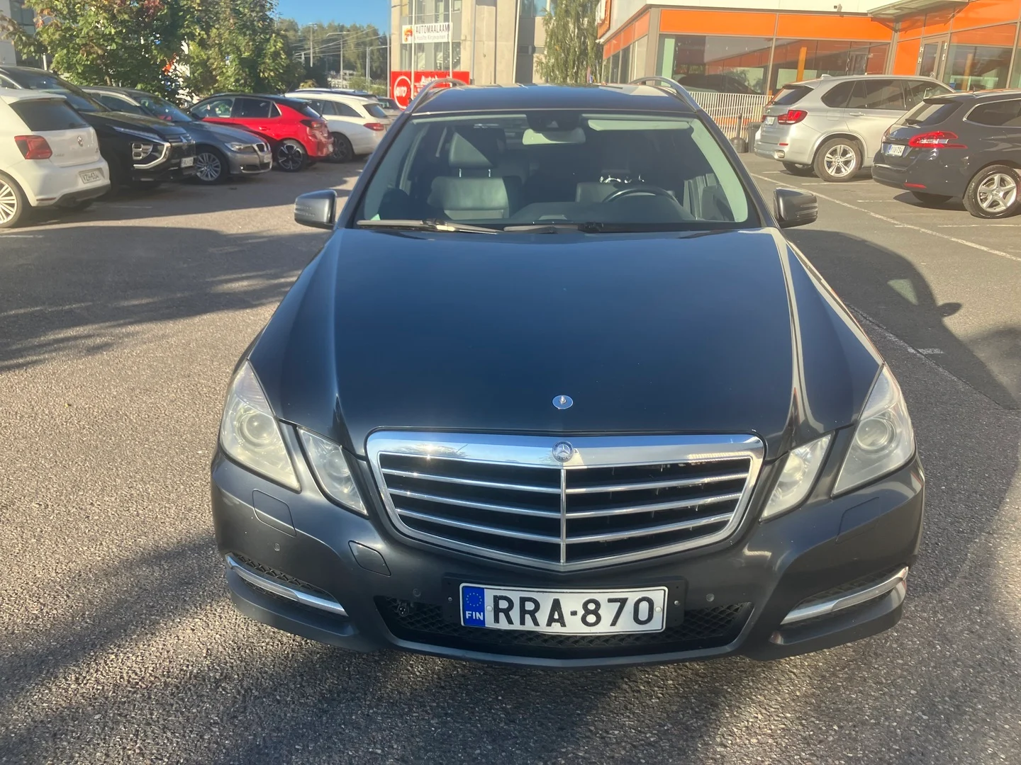 Car Image - 5q0XoRUXcS6NZjWccPIXrn