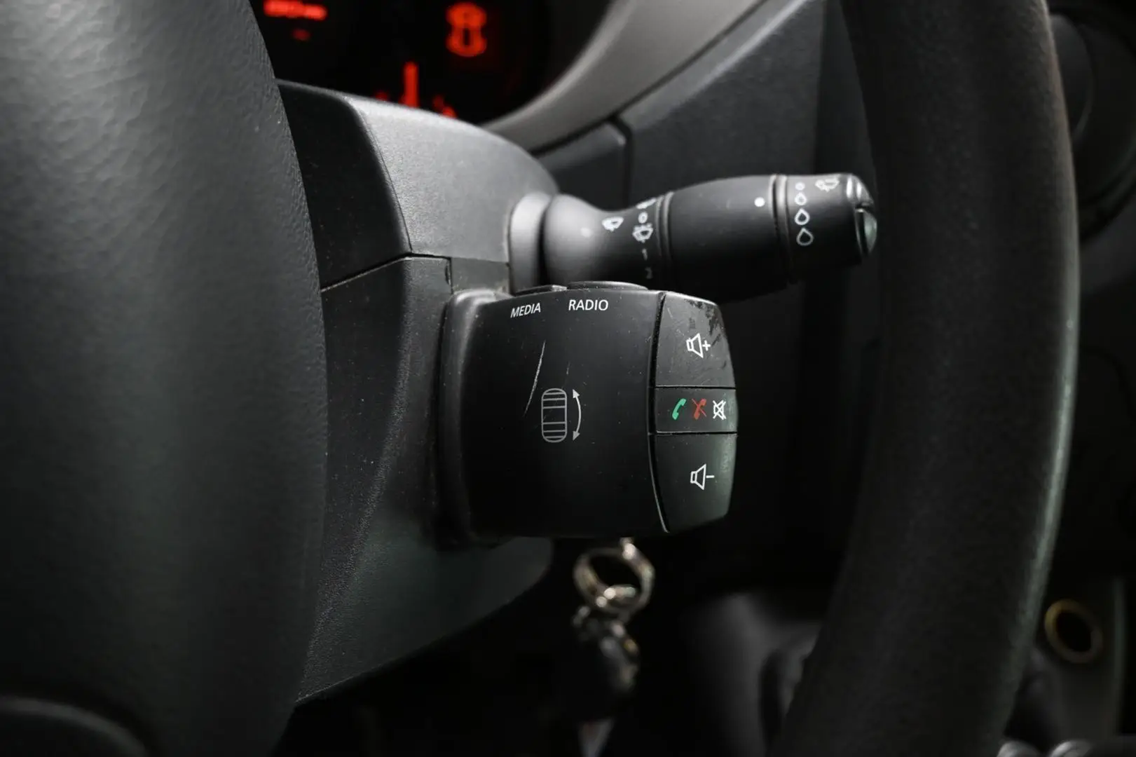 Car Image - 1zgOlZgAr6tWBBWLbvXmjp