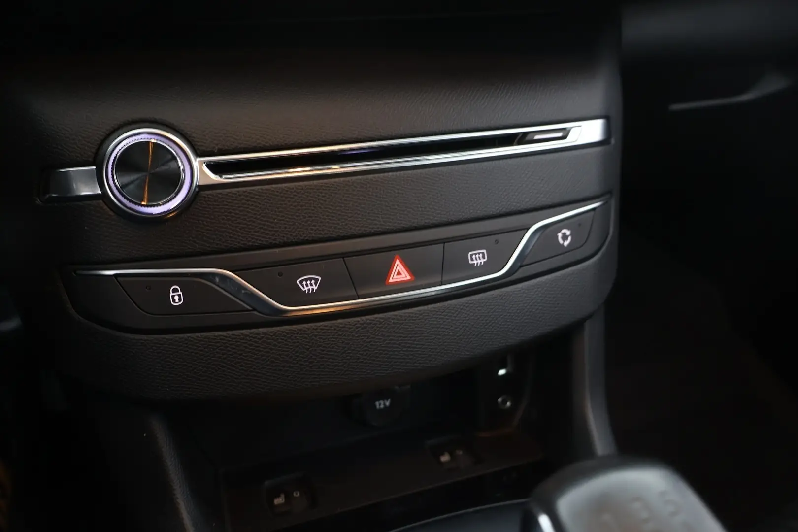 Car Image - 7AIkB0dWY8v9hWHDQMaWqI