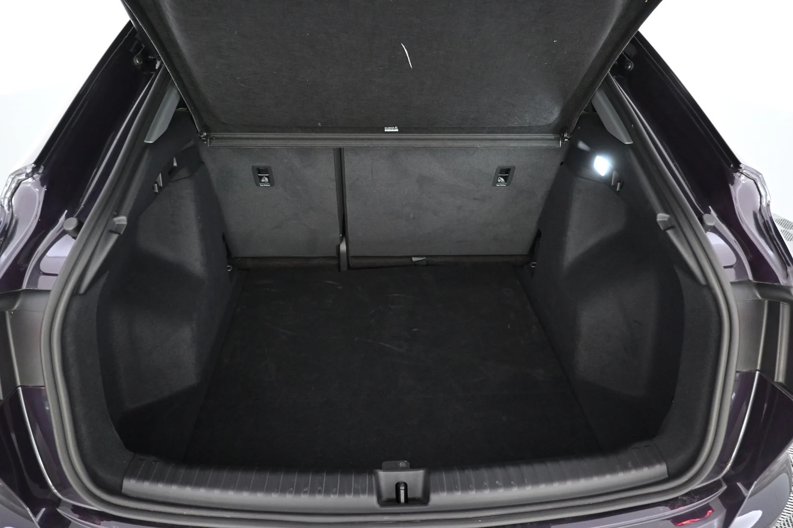 Car Image - 2zphgyNd273kIfCOqWqaPv