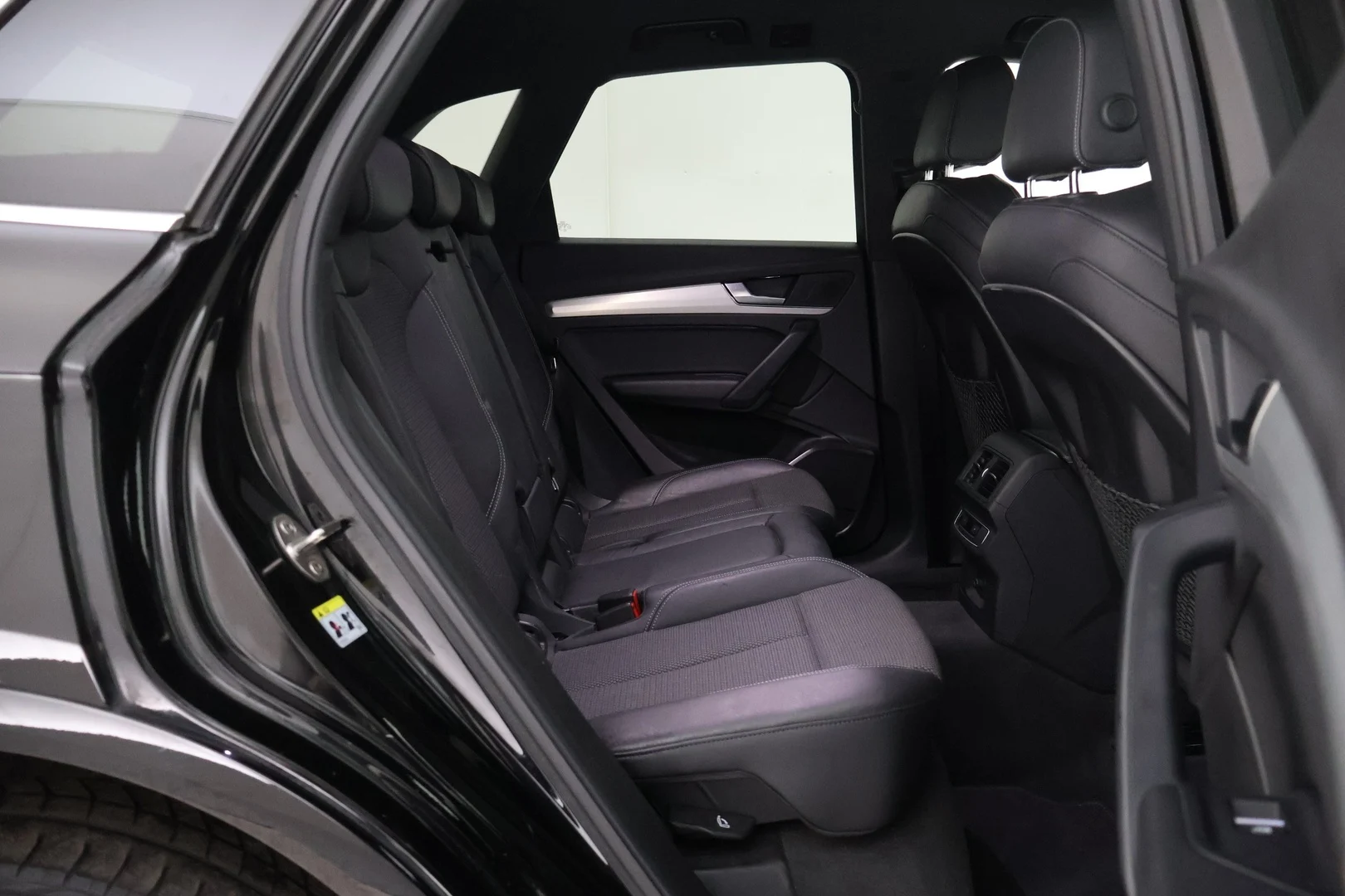 Car Image - plHtt7hbyEsMz7iPmHwXM