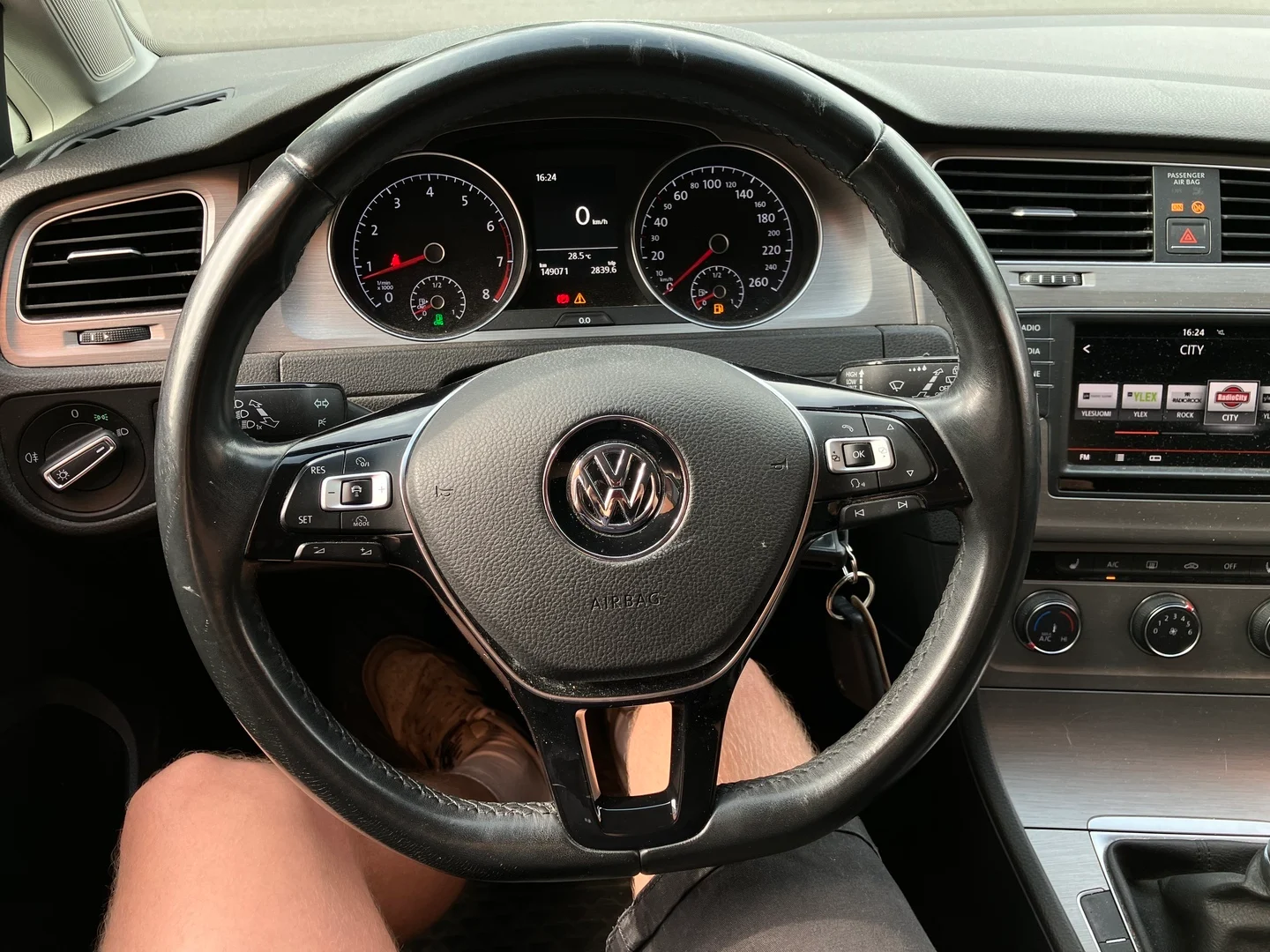 Car Image - 5cBbiYOCUp0A7VdWyXnrcr