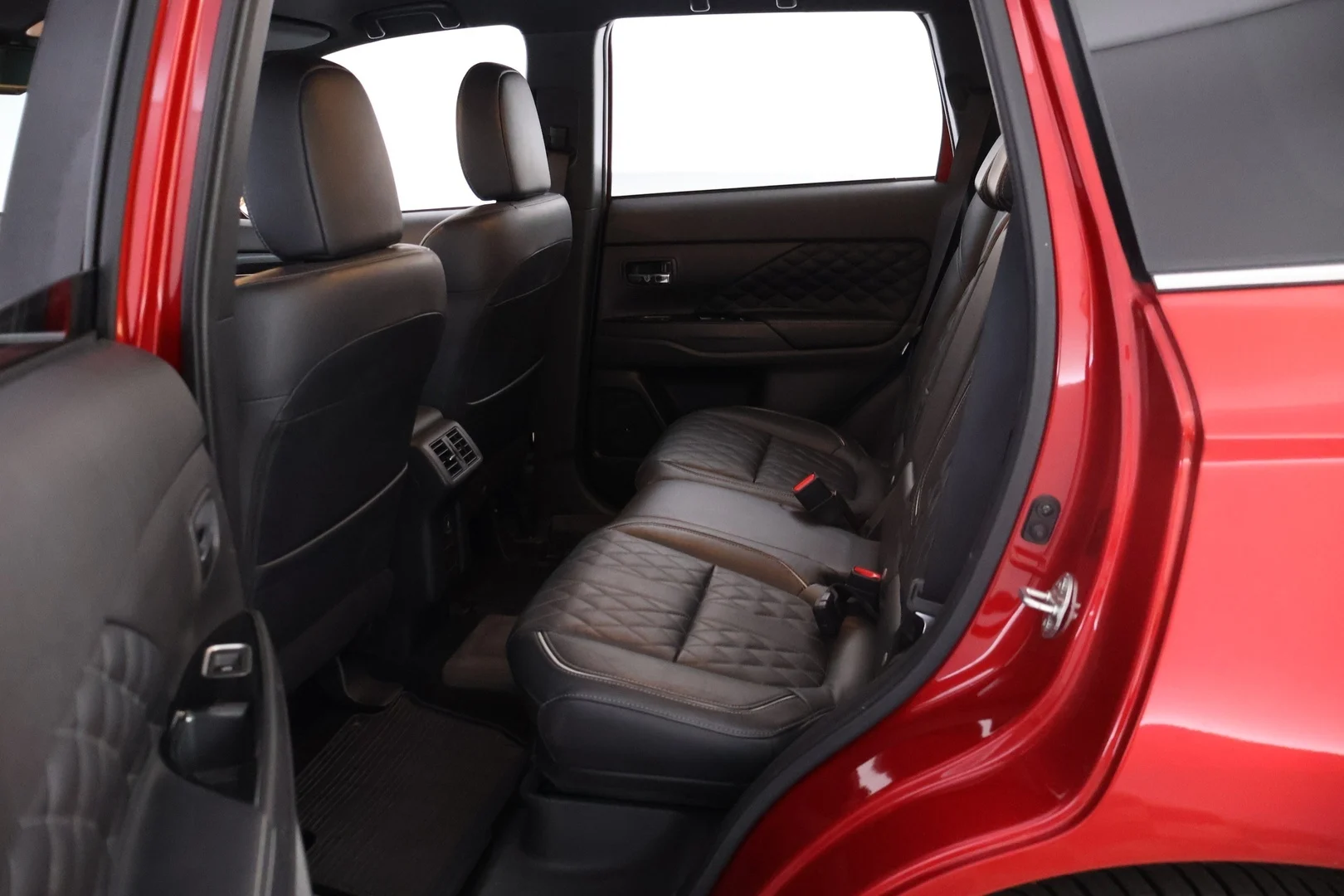 Car Image - 6URRSDrHcwxymdVMt4LRqa