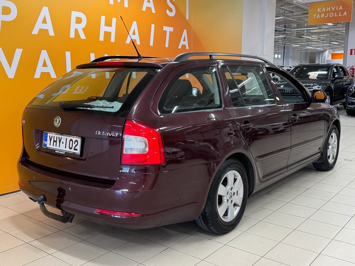 Car Image - 6fnA7jLfj61ijENwmoUCQ3
