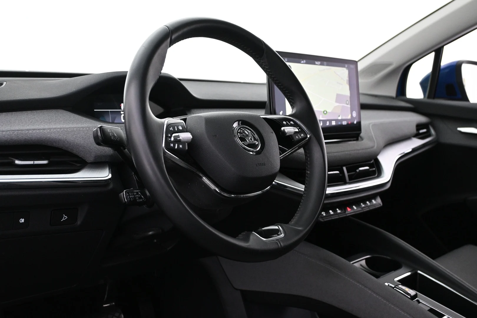 Car Image - 6QmjcAPWgYFlFawR7Aaz8s