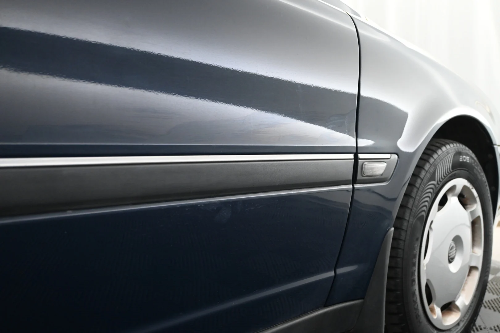 Car Image - 1hJhvYyNFsdkLp3NkZIECV