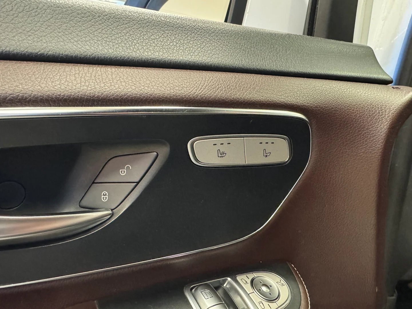 Car Image - 144nNaV4CiQDEqoSKbJnJo