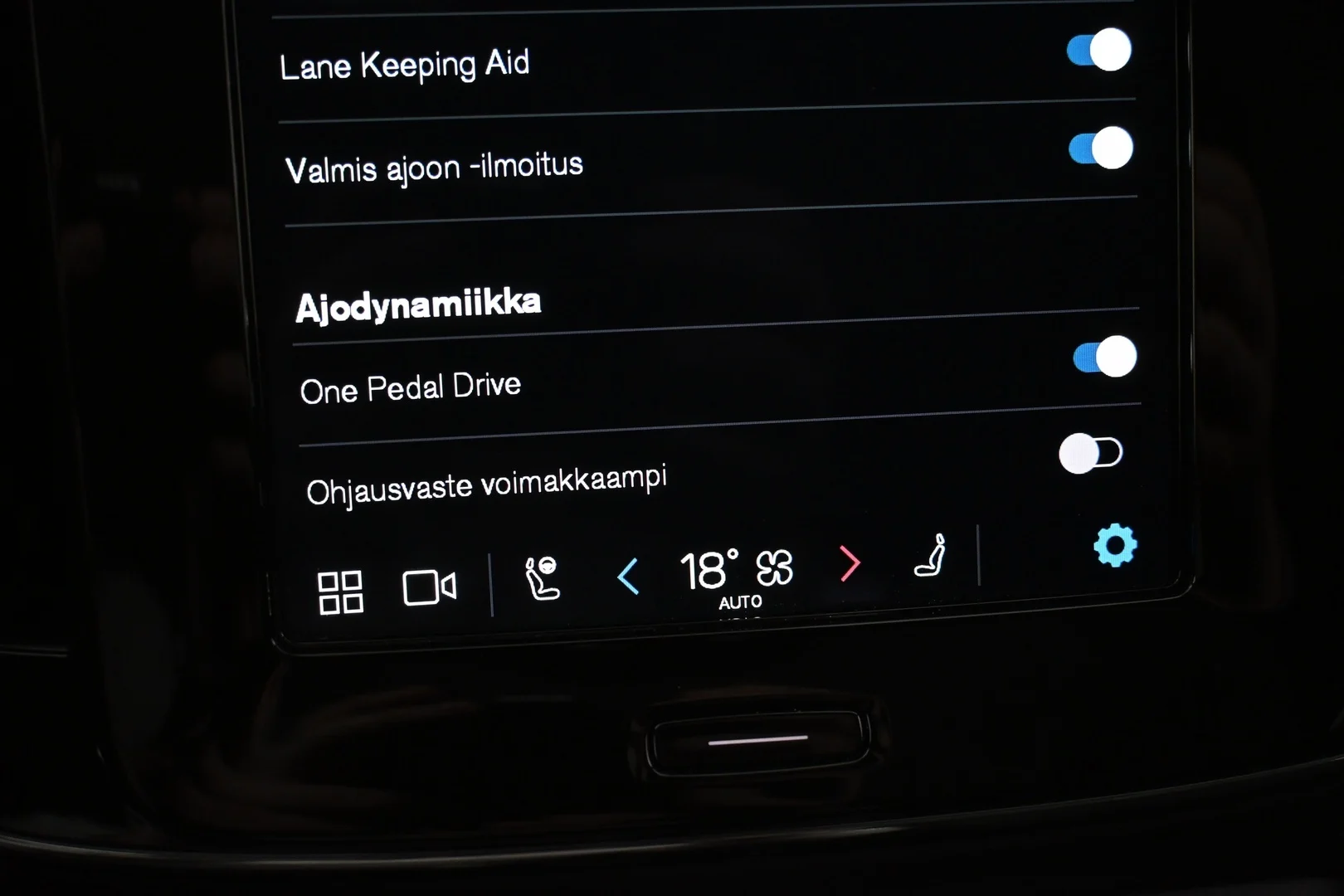 Car Image - TSVX4lwCGJY5PDtI0oXgm