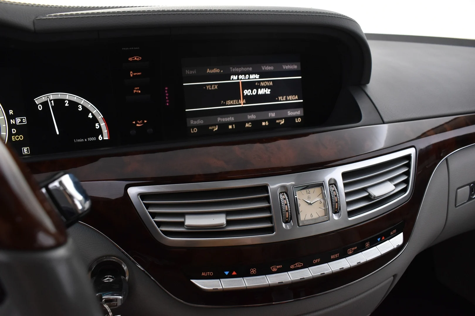Car Image - 77xM3zPCrzL73sQb3sfyeU