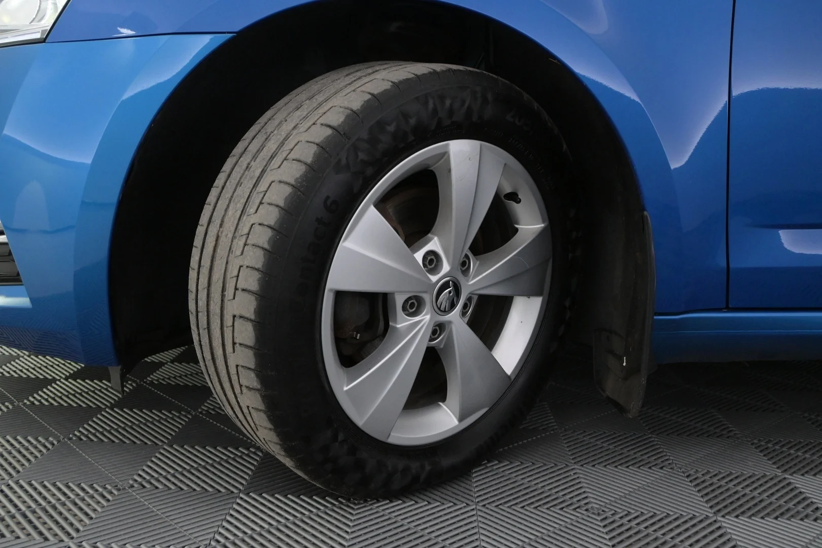 Car Image - 7c22Do19qa1cy0ikMQ6ao