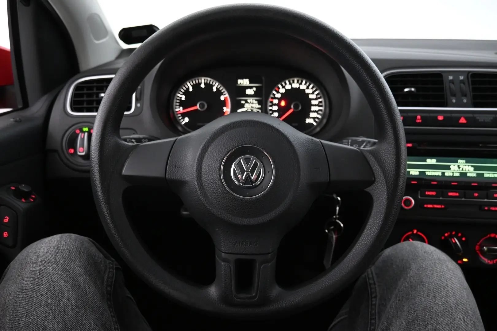 Car Image - 1x6aHRBV1AHN1sk2Y60ubs