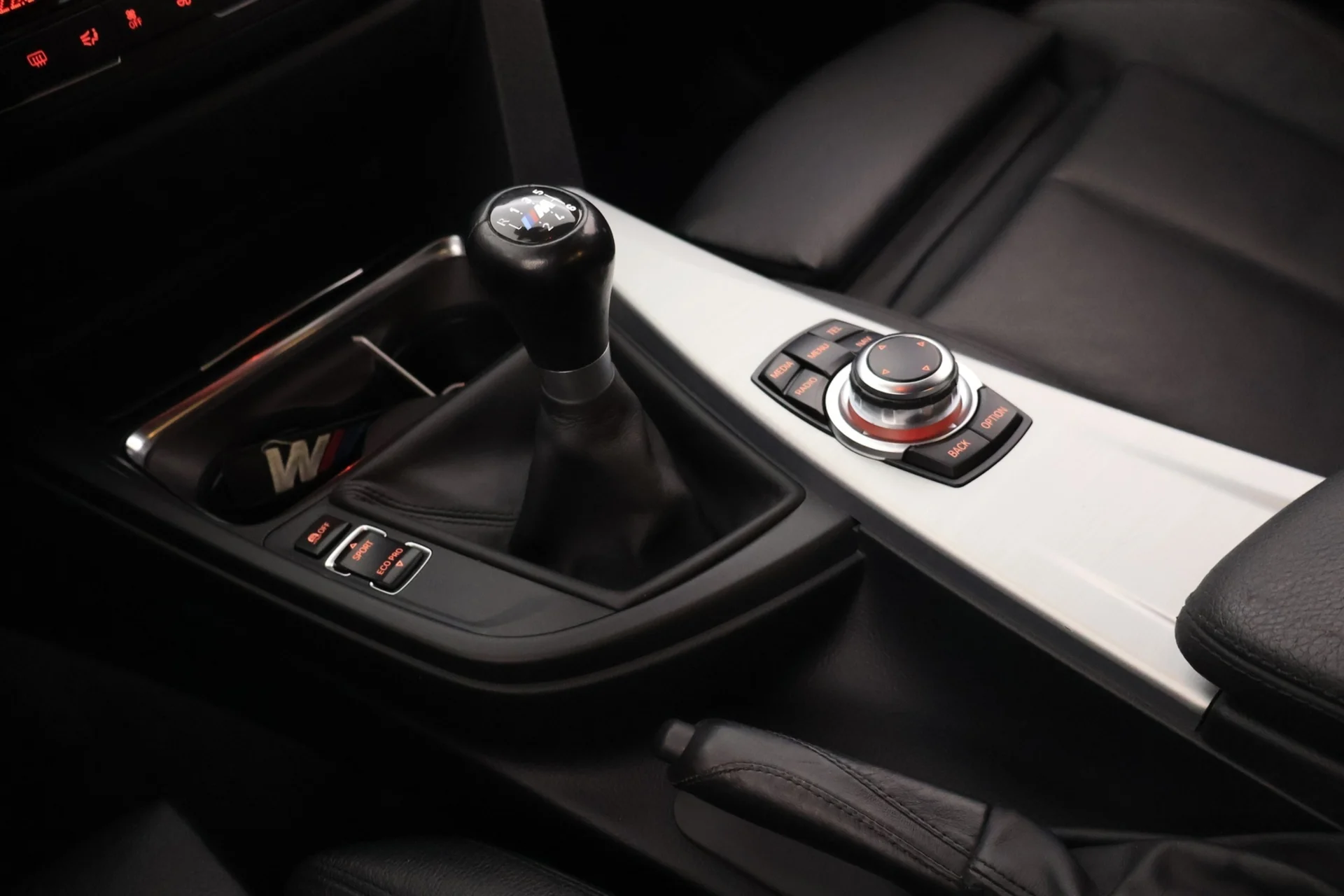 Car Image - 7GS9O4sAro4Jt8kquw5zzE