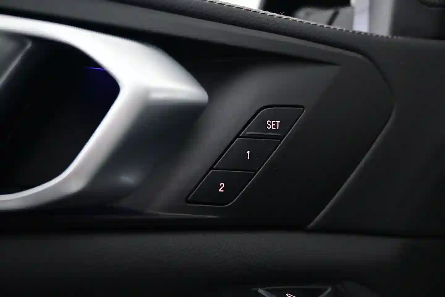 Car Image - HOMrbvUO5qV8kCXcWz31e