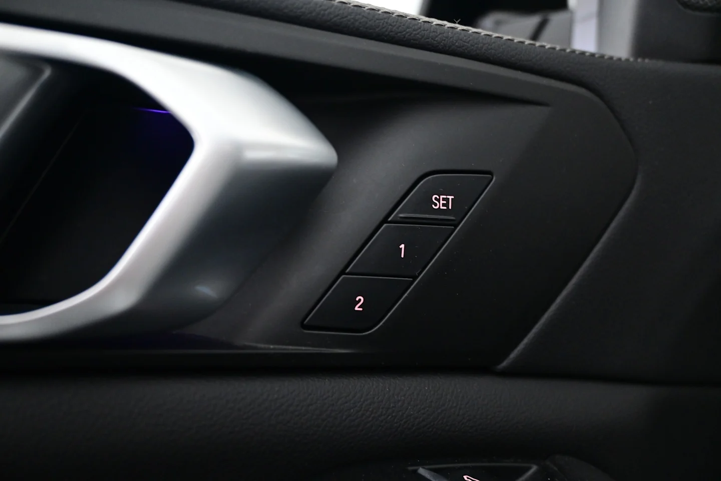 Car Image - HOMrbvUO5qV8kCXcWz31e
