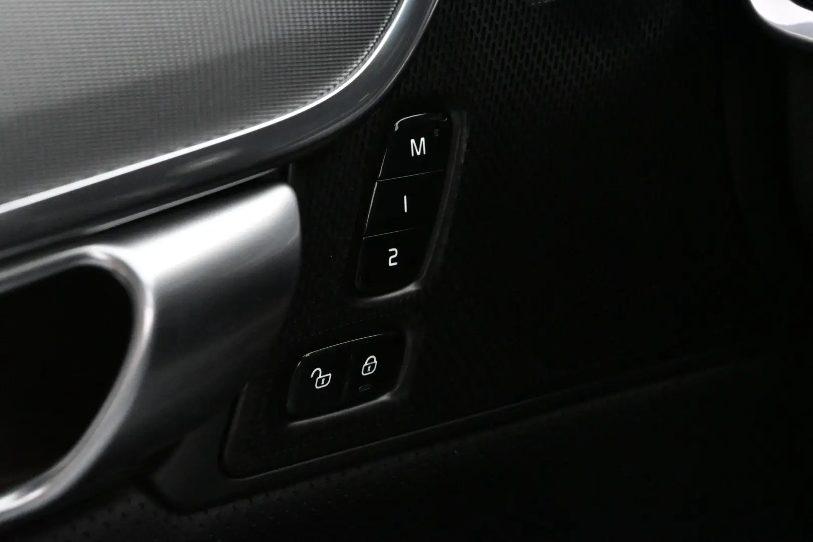 Car Image - 5n6ihbDM8h8zJnEywISFW1