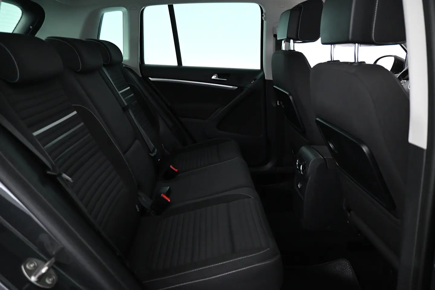 Car Image - 2aATPWRVwn9w4ql0MwtKul